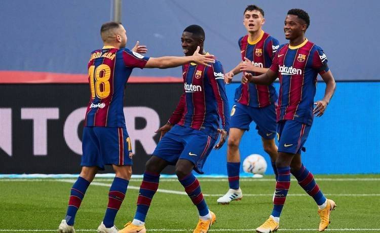 AG官网-梅西双响巴萨32毕巴